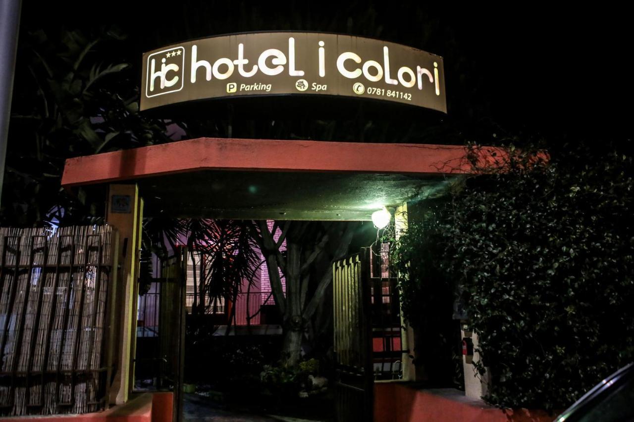 Hotel I Colori SantʼAntìoco エクステリア 写真