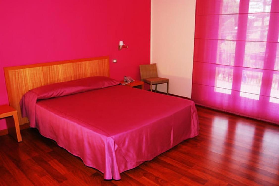Hotel I Colori SantʼAntìoco エクステリア 写真
